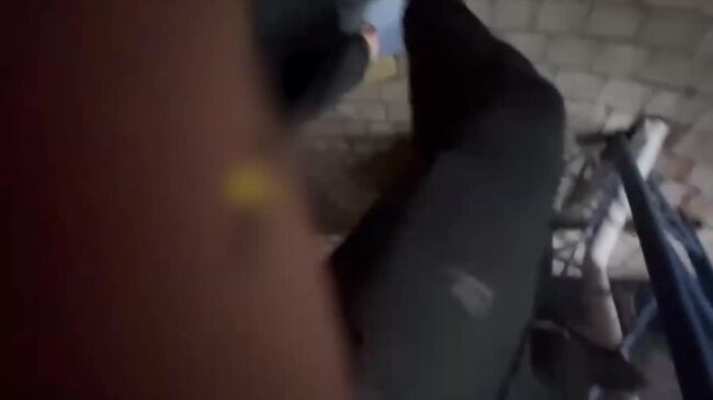 В Киеве подростки включили гимн России