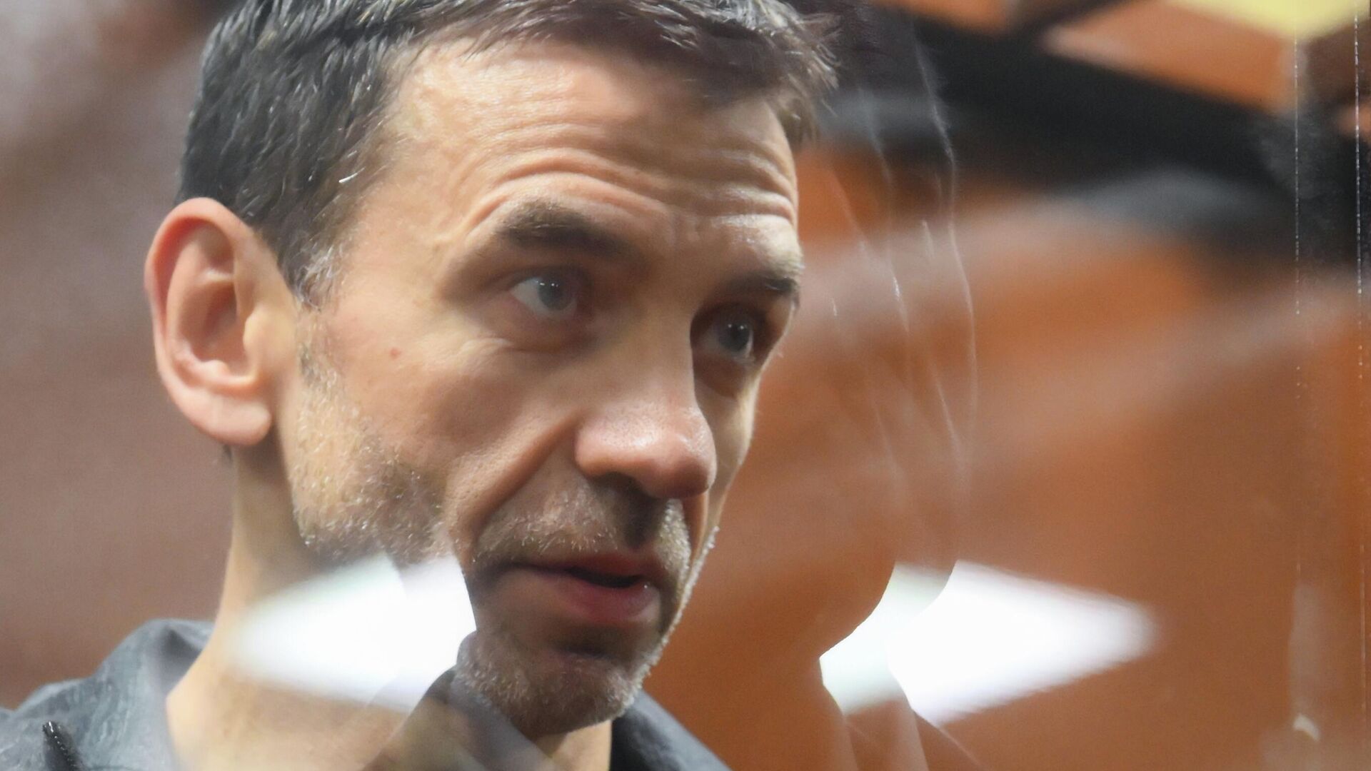 Бывший министр РФ по связям с Открытым правительством Михаил Абызов в зале Тверского суда в Москве - РИА Новости, 1920, 28.11.2025