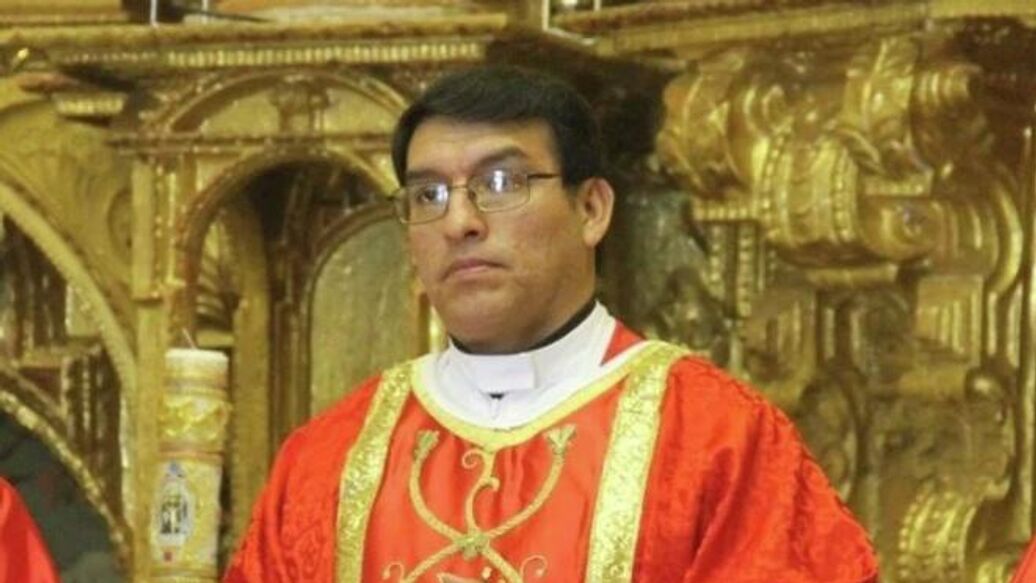 СМИ: заподозренный в наличии 17 любовниц епископ попросил об отставке