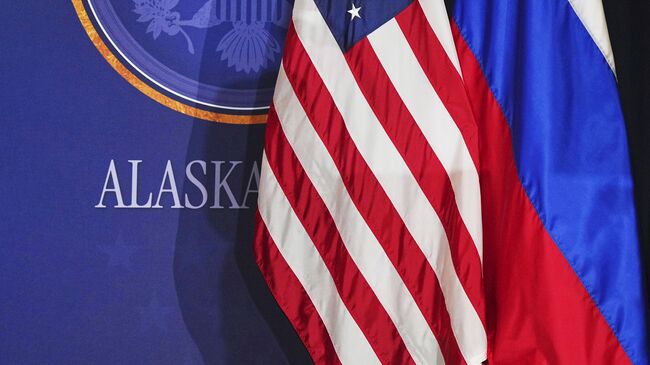 Флаги России и США