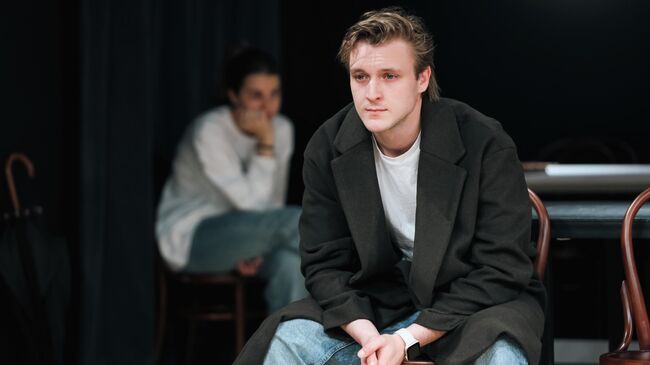 В Театре Олега Табакова приступили к репетициям спектакля С любимыми не расставайтесь по пьесе Александра Володина  В Театре Олега Табакова приступили к репетициям спектакля С любимыми не расставайтесь по пьесе Александра Володина