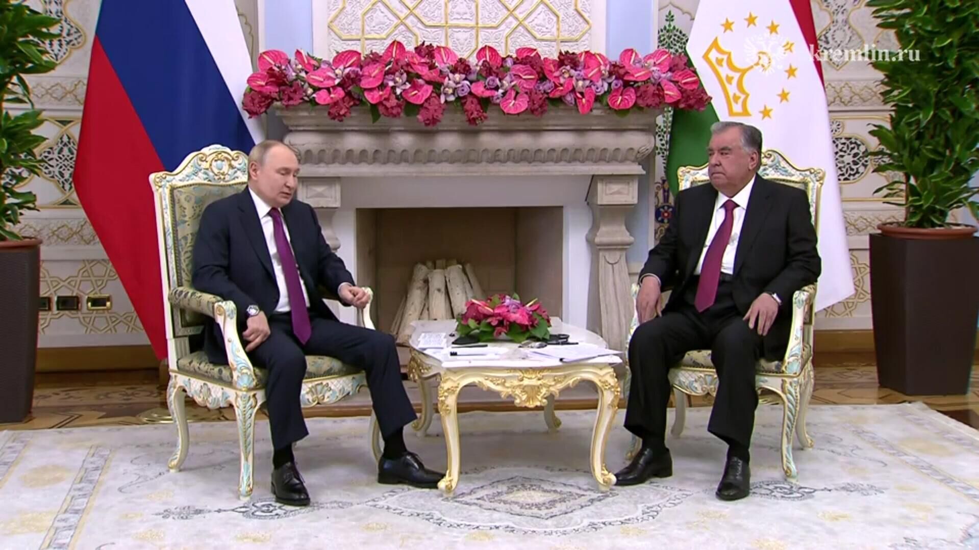 Мы надежные союзники, и Россия этим очень дорожит. Путин на встрече с Рахмоном - РИА Новости, 1920, 09.10.2025