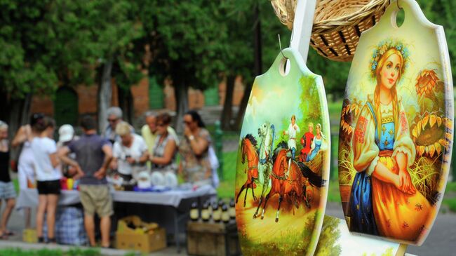 Города России. Углич