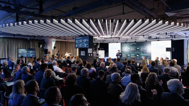 Сессия Знания как актив: роль банков в достижении технологического лидерства на форуме Finopolis