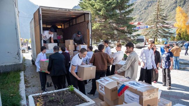 Более 600 кг гумпомощи передали жители Эльбрусского района КБР бойцам СВО