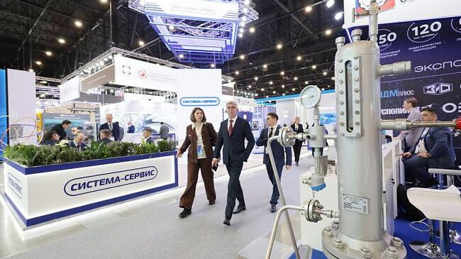 Губернатор Тульской области Дмитрий Миляев на XIV Петербургском международном газовом форуме