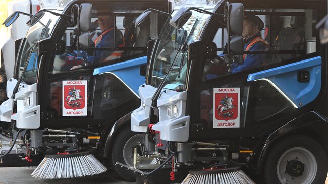 Внедрение электрических подметально-уборочных машин в Москве