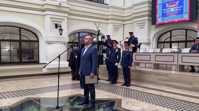 Губернатор Самарской области Вячеслав Федорищев прошел казачью и православную процедуру верстания в казаки Губернатор Самарской области Вячеслав Федорищев прошел казачью и православную процедуру верстания в казаки