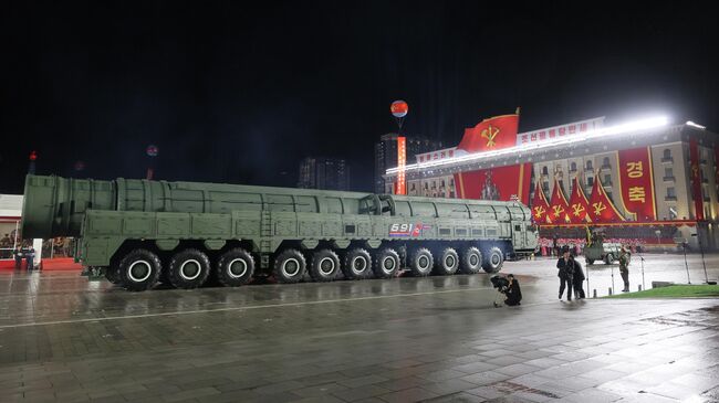 Новая северокорейская межконтинентальная ракета Хвасон-20