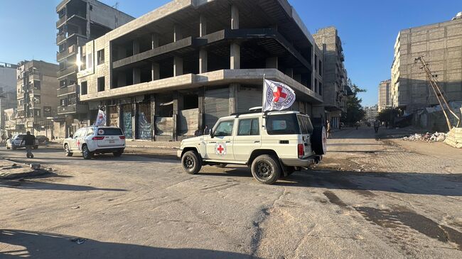 Передача израильских заложников представителям Международного комитета Красного Креста в секторе Газа. 13 октября 2025