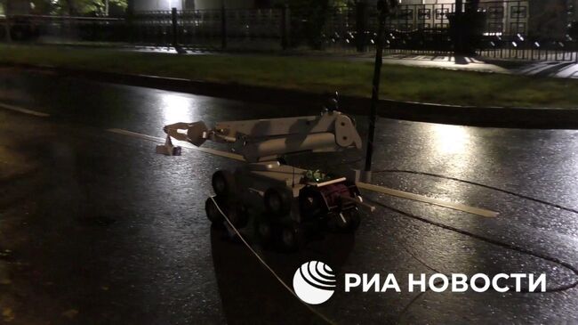 Обезвреживание бомбы, прикрепленной к велосипеду