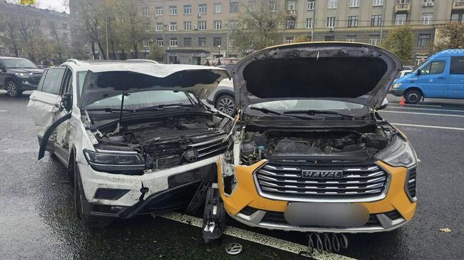 На месте ДТП на Кутузовском проспекте в Москве. 13 октября 2025