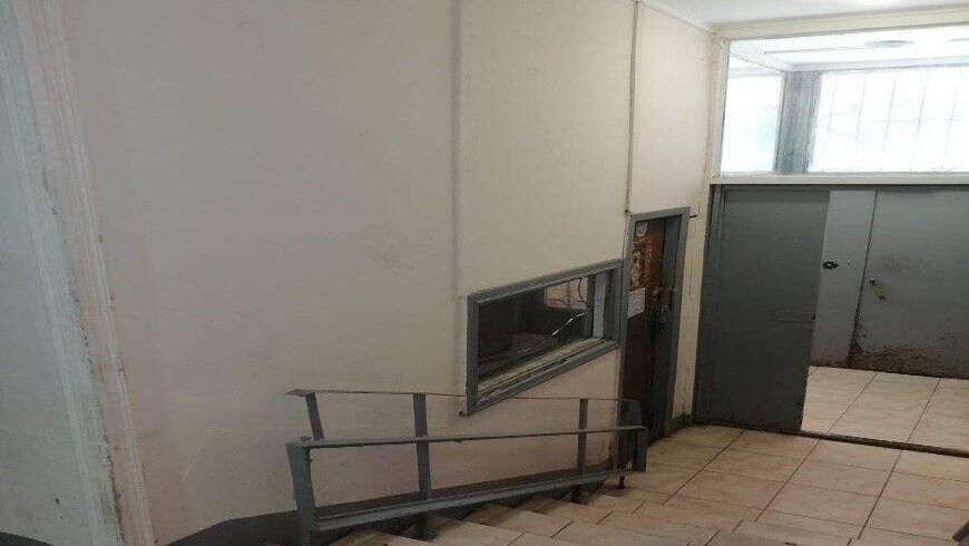 Незаконная консьержная в доме на улице Академика Анохина в Москве - РИА Новости, 1920, 13.10.2025