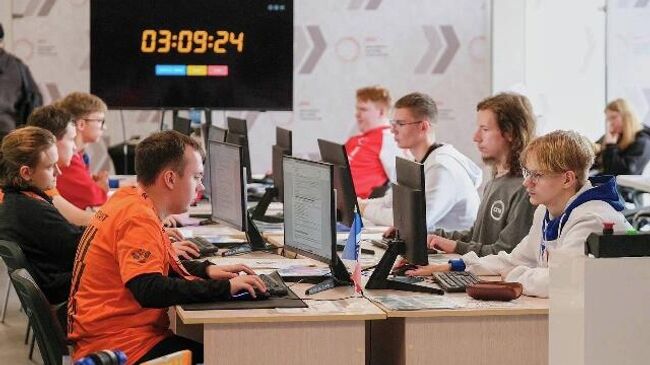 Финалисты чемпионата высоких технологий