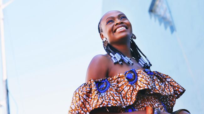 Девушка на улице