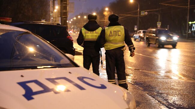 Сотрудники ДПС