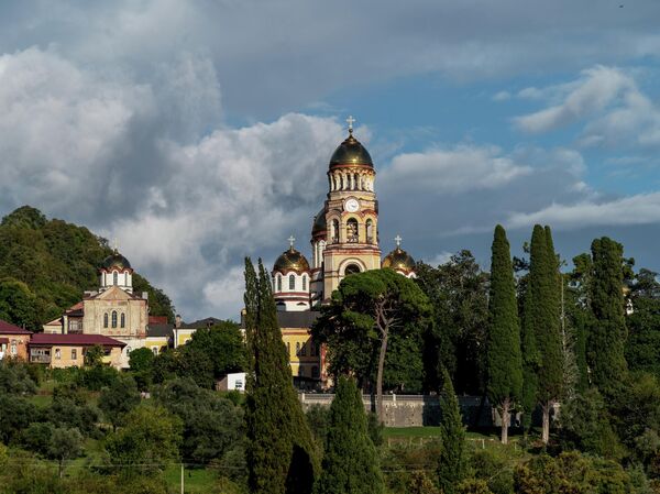 Пантелеймоновский собор Новоафонского монастыря в городе Новый Афон
