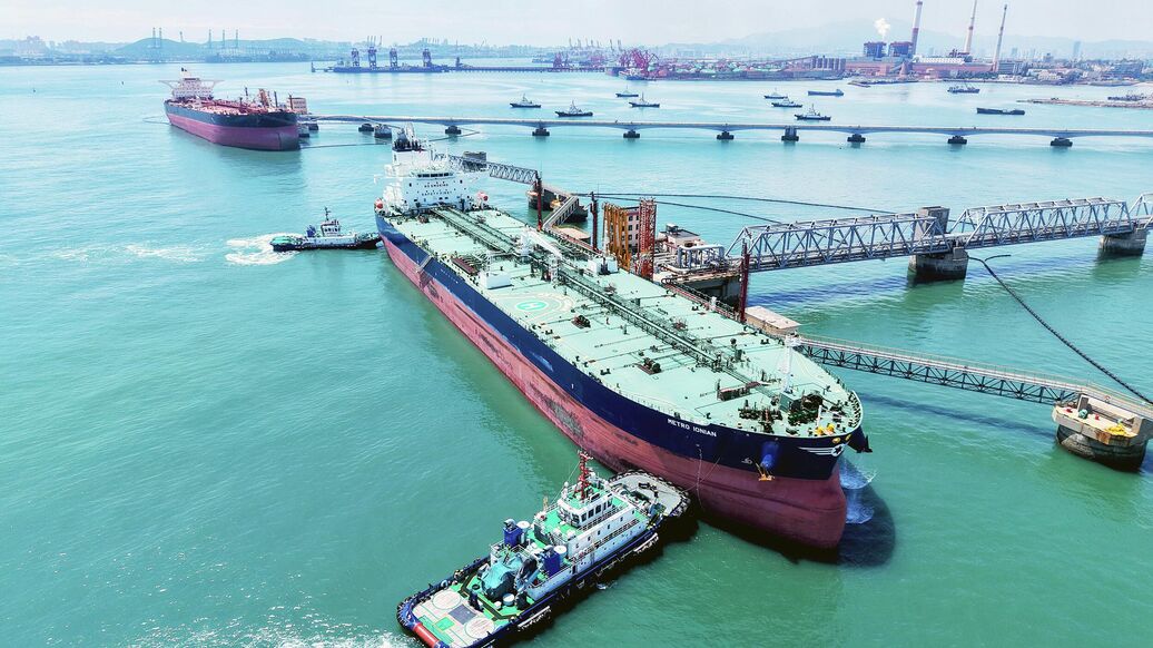 Китай ответил на угрозы Трампа из-за закупок российской нефти