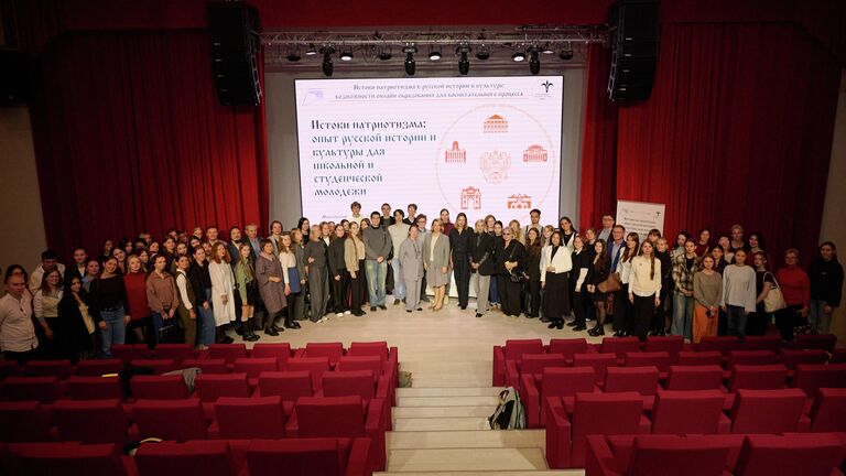 В Москве представили проект о патриотическом воспитании молодежи