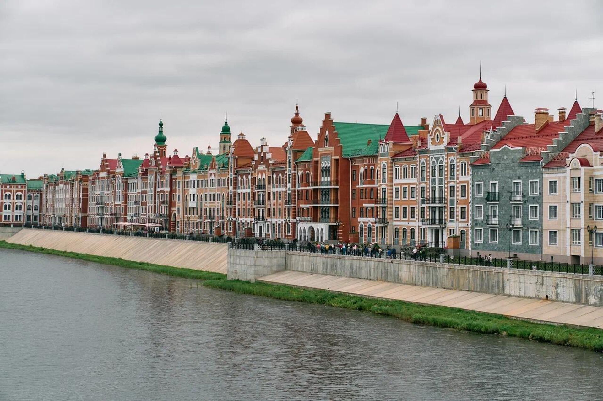 Набережная Брюгге в Йошкар-Оле Набережная Брюгге в Йошкар-Оле