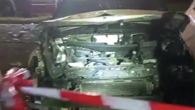 Автомобиль итальянского тележурналиста Cигфридо Рануччи, поврежденный в результате взрыва