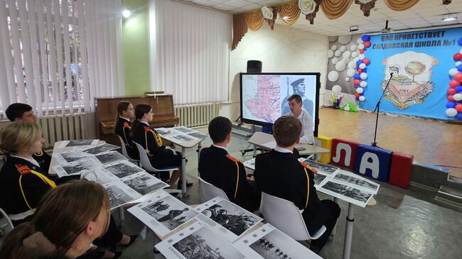 Образовательная встреча с учащимися в Скадовской школе №1 Образовательная встреча с учащимися в Скадовской школе №1