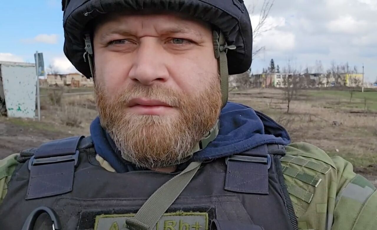 Анасы мен ұлының онлайн порно видеосы