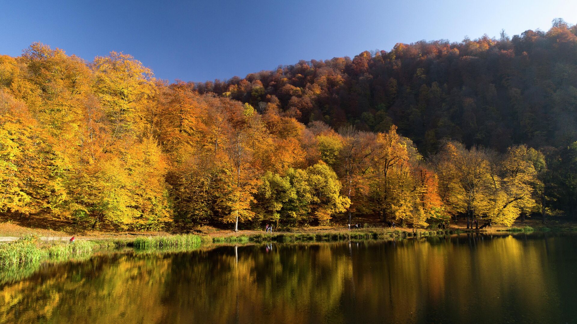 Озеро Парз Озеро Парз