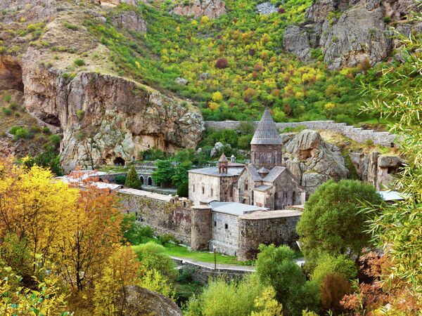 Монастырь Гегард Монастырь Гегард