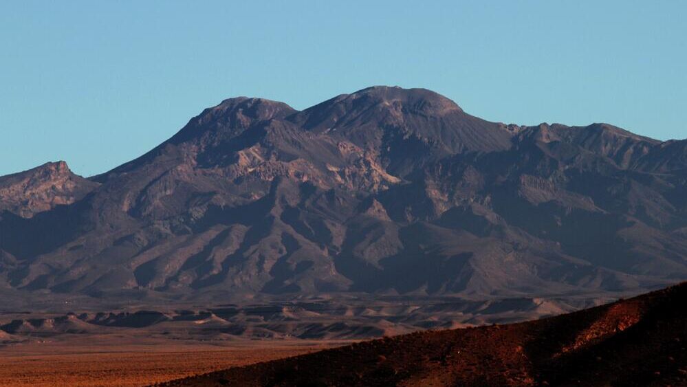 Вулкан Тафтан в провинции Систан и Белуджистан, Иран - РИА Новости, 1920, 17.10.2025