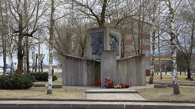  Памятник неизвестному советскому солдату в Силламяэ, Эстония