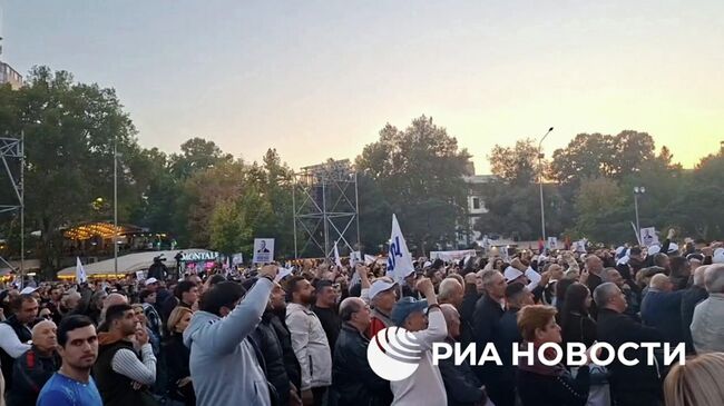 Многотысячный митинг в поддержку Самвела Карапетяна в Ереване