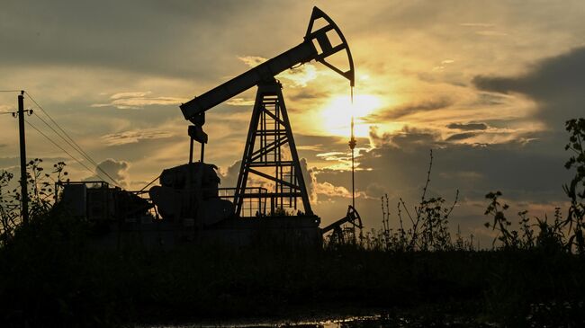 Нефтяная качалка 