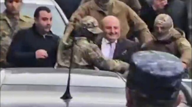 Задержание оппозиционного мэра Гюмри Вардана Гукасяна