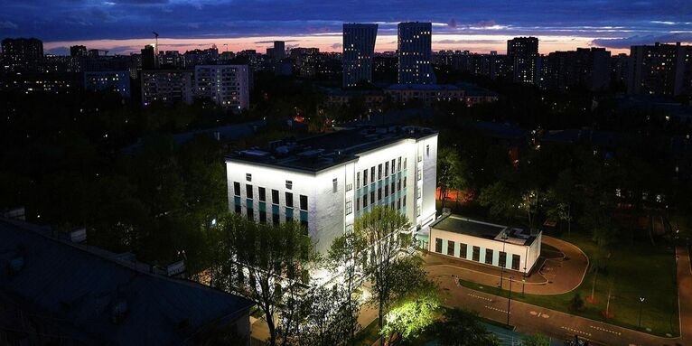 Здание на Арбате Здание на Арбате