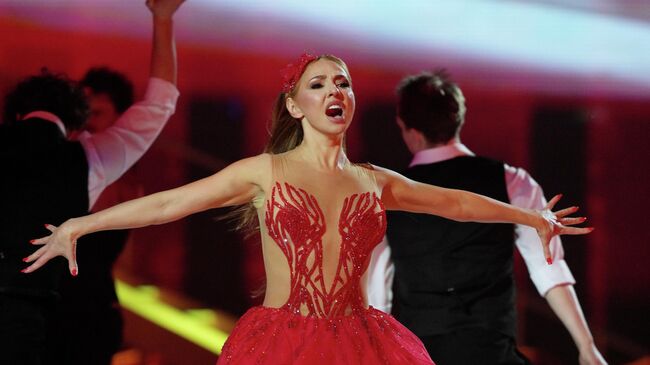 Татьяна Навка выступает на творческом вечере Больше чем шоу в многофункциональном спортивном комплексе Навка Арена в Москве