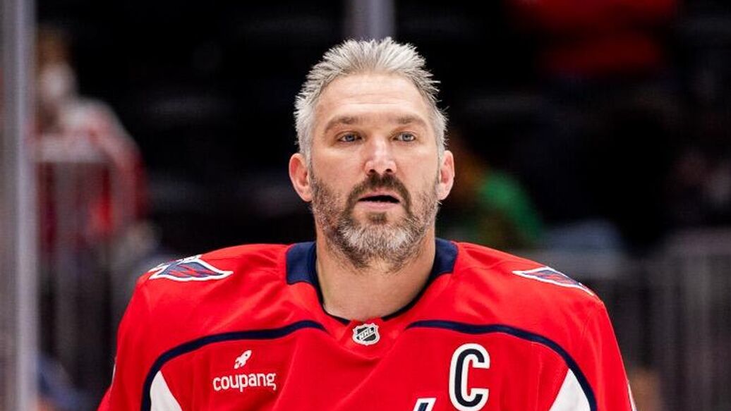 Овечкин забил 903-й гол в НХЛ и обновил снайперский рекорд лиги