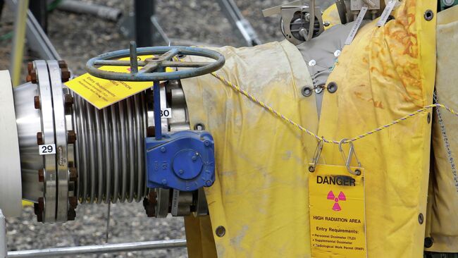 Предупреждающий знак о высоком уровне радиации на ядерной резервации Хэнфорд, где производился плутоний