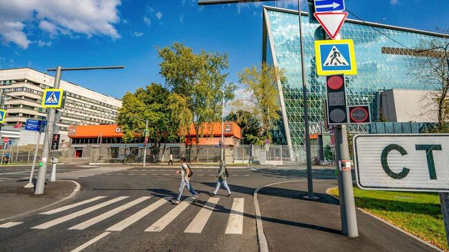 Благоустройство территории, прилегающей к станции Останкино на северо-востоке Москвы