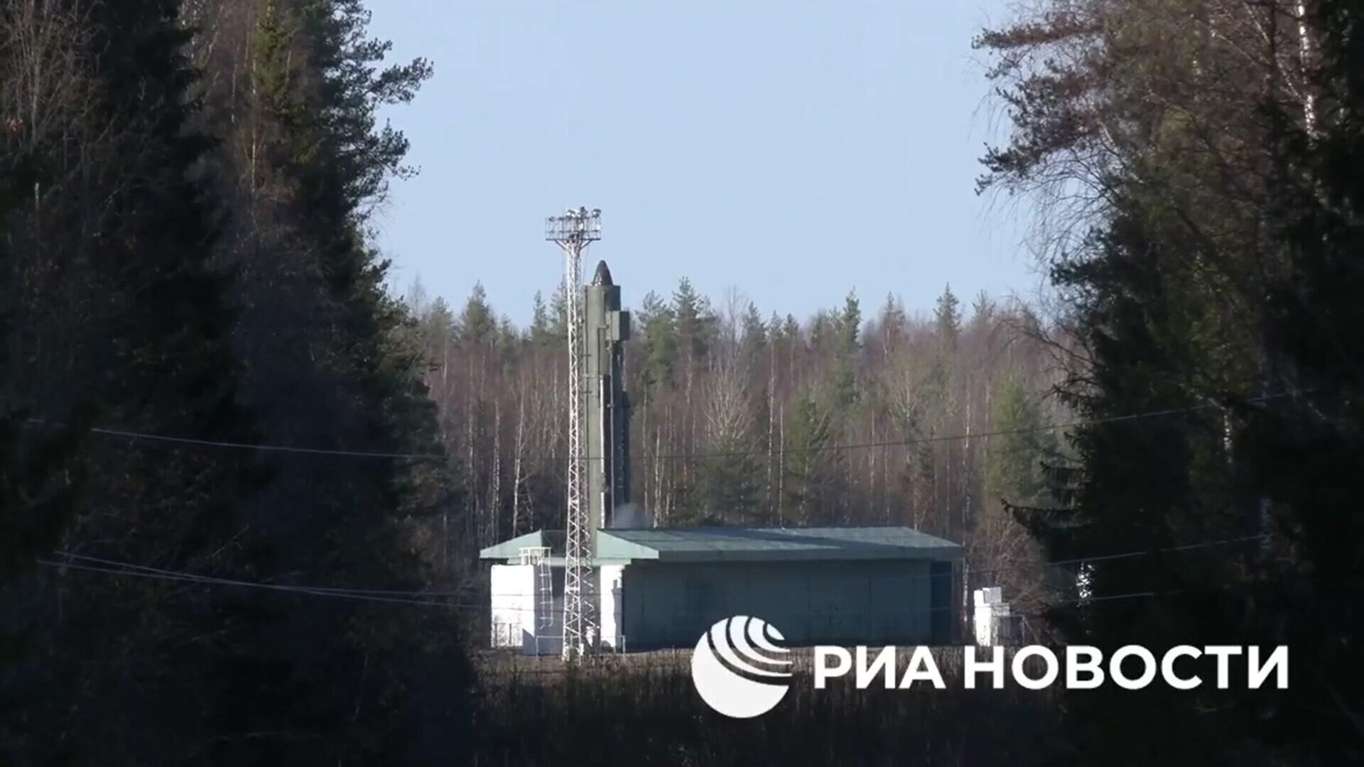 Пуск межконтинентальной баллистической ракеты Ярс Пуск межконтинентальной баллистической ракеты Ярс - РИА Новости, 1920, 22.10.2025