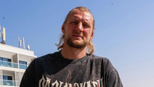 Александр Волков