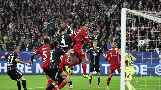 Эпизод матча Ливерпуля против Айнтрахта в ЛЧ