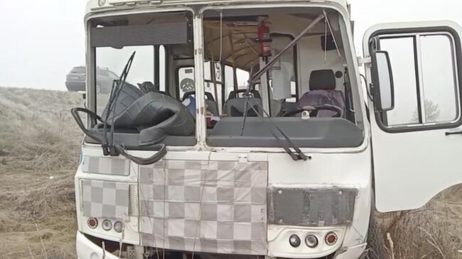 Последствия ДТП с участием автобуса в Шушенском районе на юге Красноярского края. 23 октября 2025