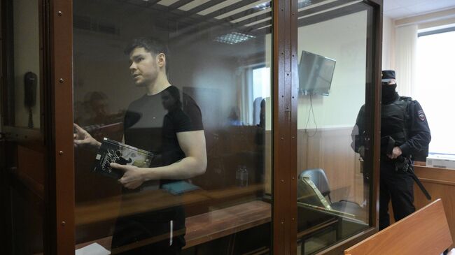 Блогер Аяз Шабутдинов на заседании суда в Пресненском районном суде Москвы