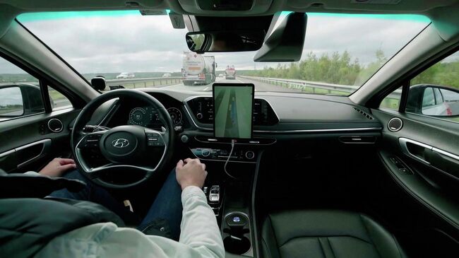 Автономный автомобиль Яндекса самостоятельно совершил поездку из Москвы в Тулу и обратно Автономный автомобиль Яндекса самостоятельно совершил поездку из Москвы в Тулу и обратно