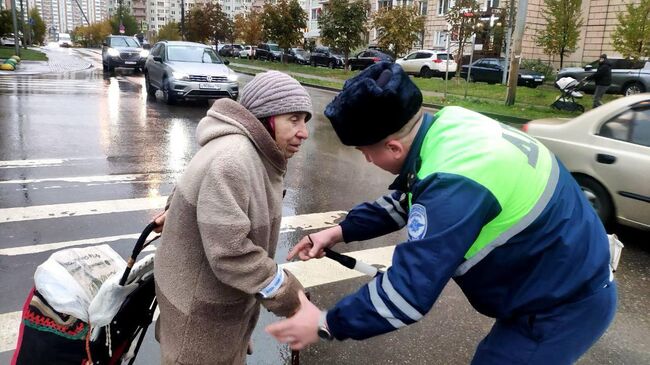 Сотрудник ДПС