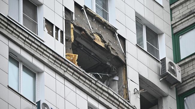 Последствия попадания БПЛА в жилой дом в подмосковном Красногорске Последствия попадания БПЛА в жилой дом в подмосковном Красногорске