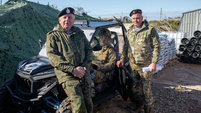 Саратовские общественники отправили в зону СВО автомобили, мотоциклы, гумпомощь и яблоки