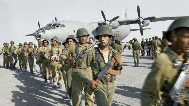 Высадка отряда специального назначения для проведения боевой операции в Афганистане