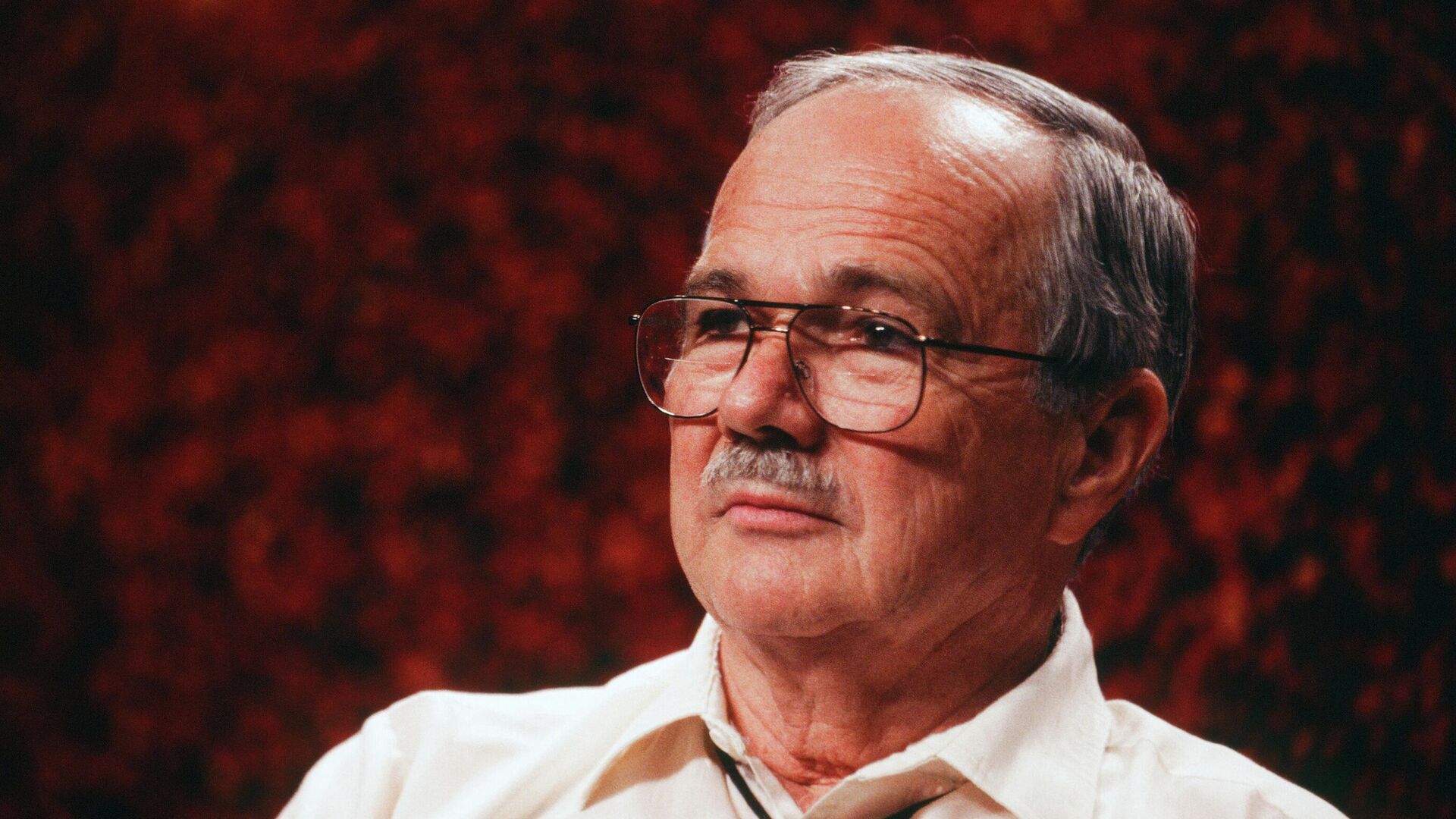 Доктор Юджин Мерл Шумейкер в 1994 году Доктор Юджин Мерл Шумейкер в 1994 году - РИА Новости, 1920, 24.10.2025